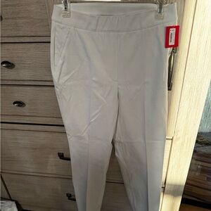 Spanx brand new white ankle pant. Size medium, fits like a 4-6.